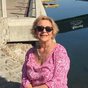 Meet your Posher, Lela